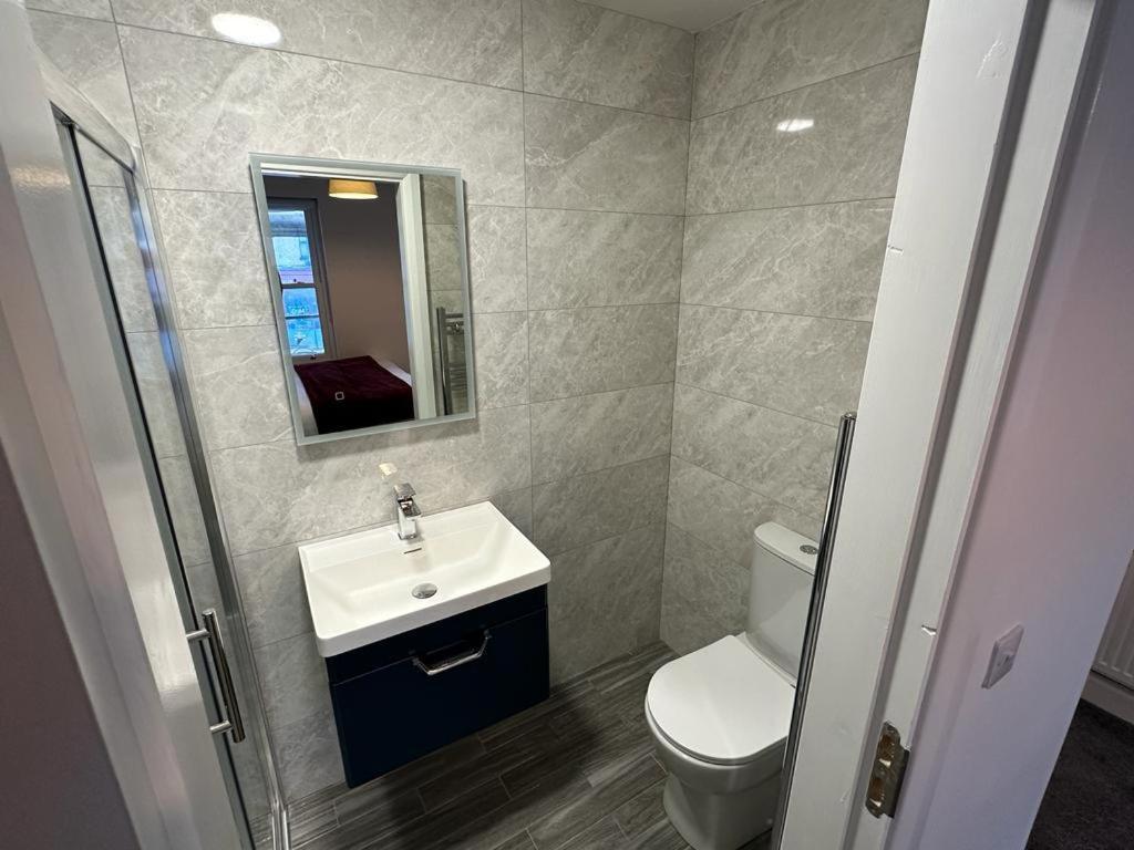Mary Mullen'S Rooms Eyre Square. Голуэй Экстерьер фото