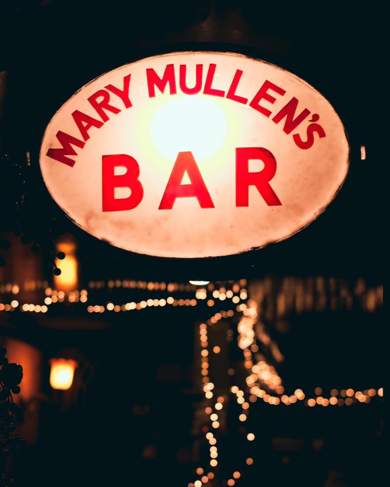 Mary Mullen'S Rooms Eyre Square. Голуэй Экстерьер фото